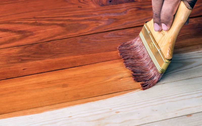 finishing-a-timber-deck-with-oil